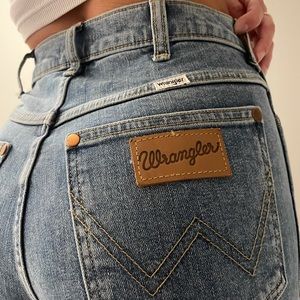 Wrangler High Rise Jeans